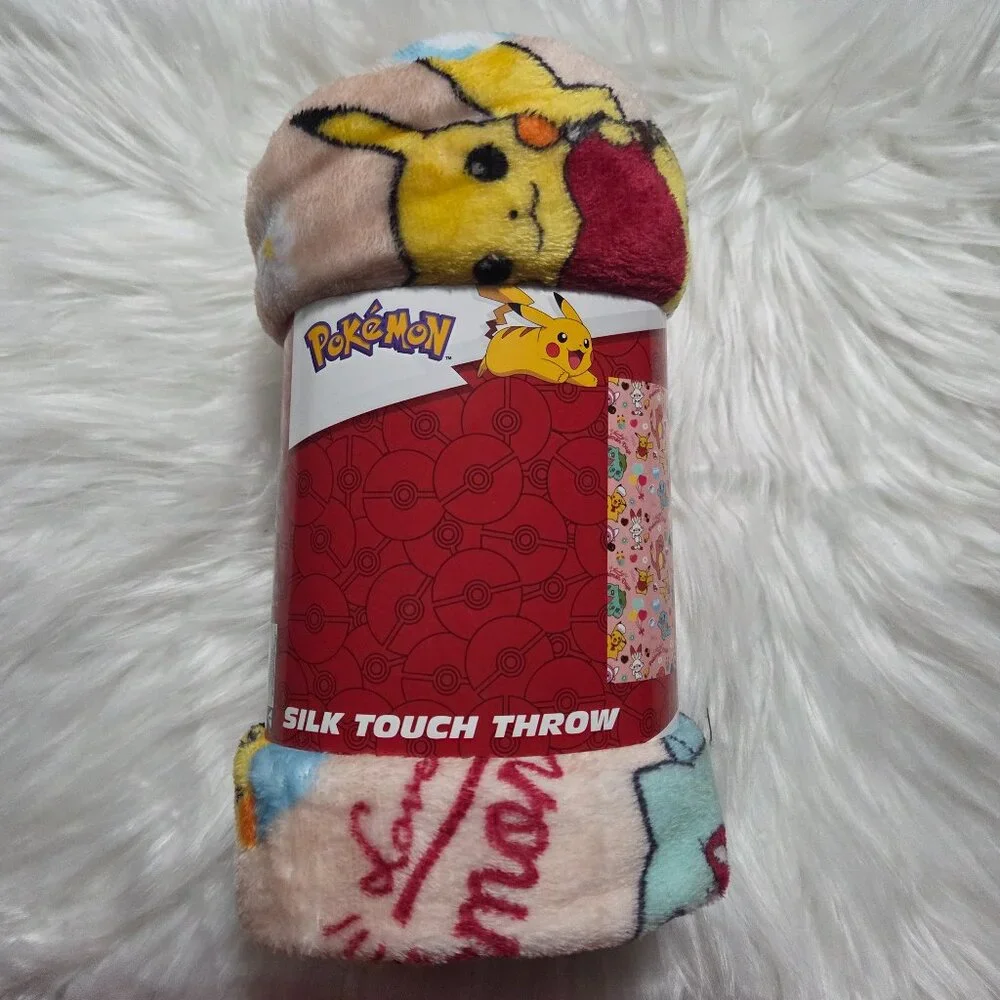Pokémon Silk Touch Throw
